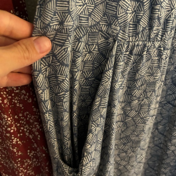 Lot of TWO! Sleeveless pocket dresses - Picture 8 of 9